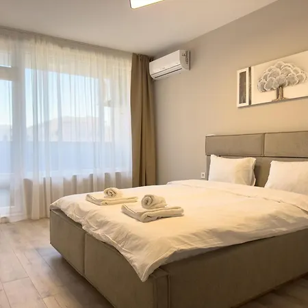 Apartment Modern & Spacious Two-bedroom Plovdiv